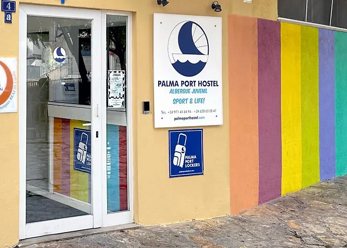 Palma Port - Albergue JuvenilHostel